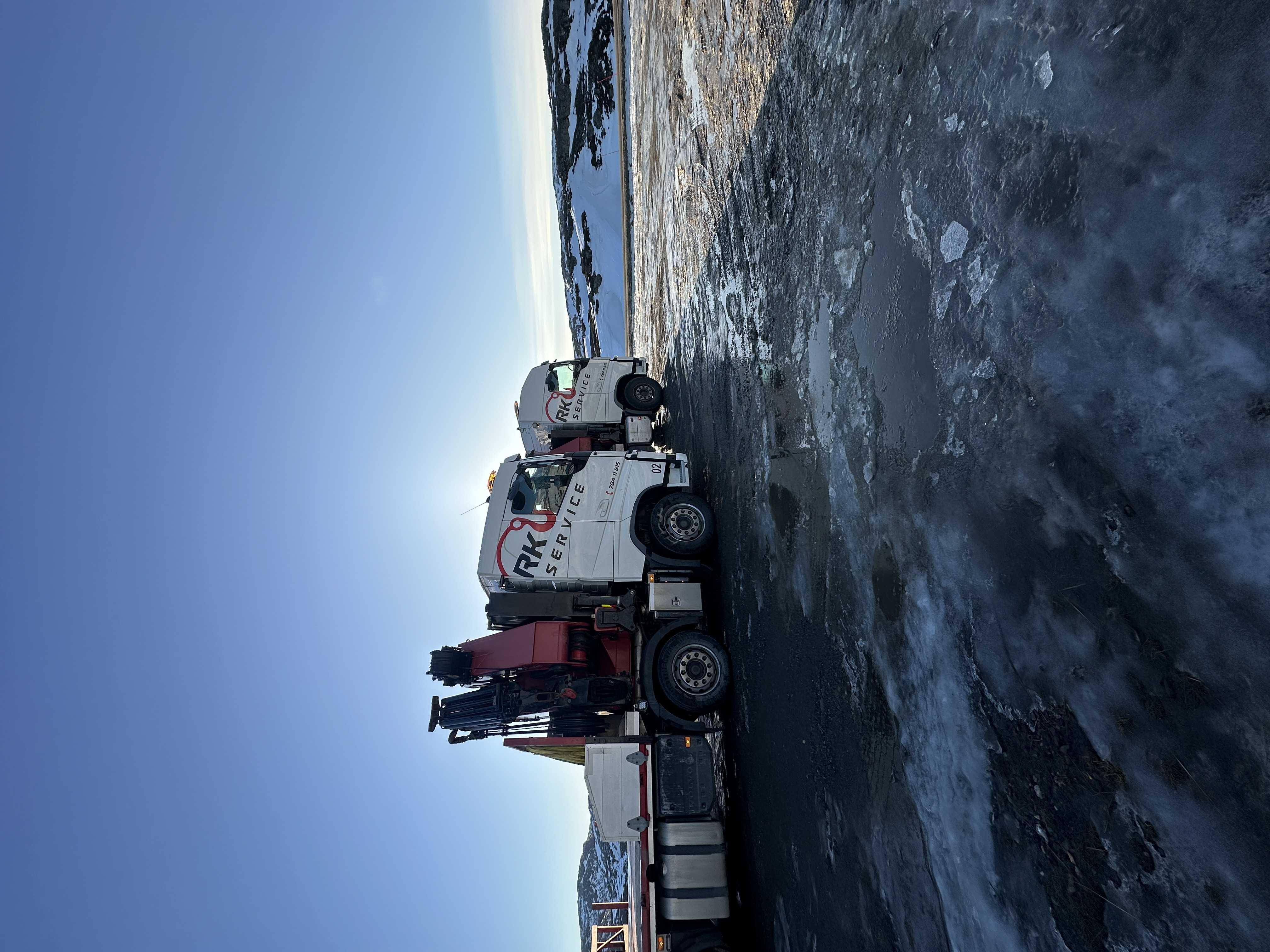 Redning og Kran Service AS  logo