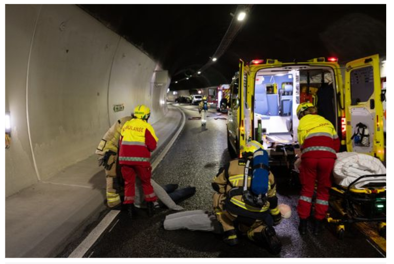 Stenger E6-tunnel på Mo for brannøvelse